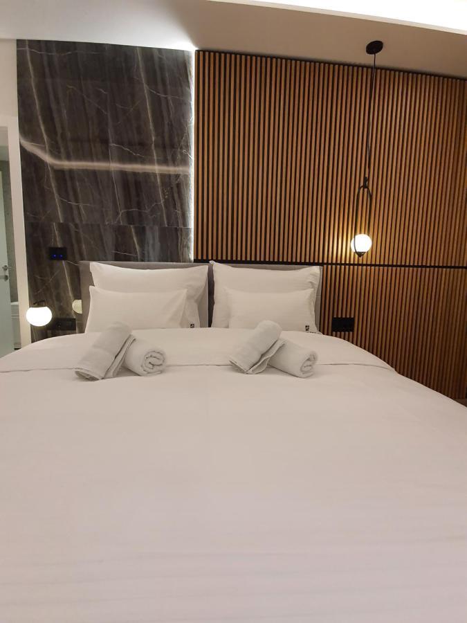 Privilege Suites By Central Park Beograd Bagian luar foto