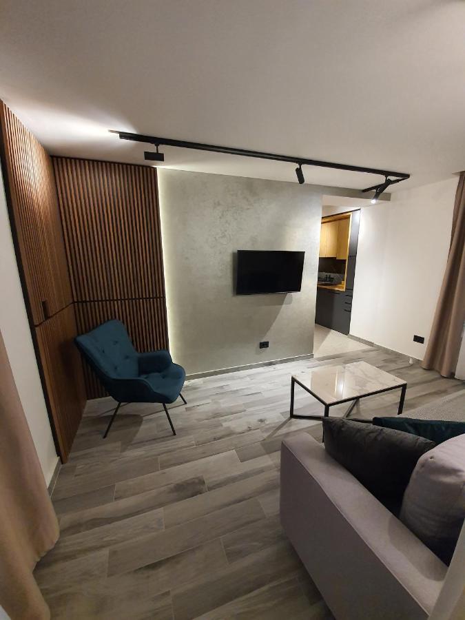 Privilege Suites By Central Park Beograd Ruang foto