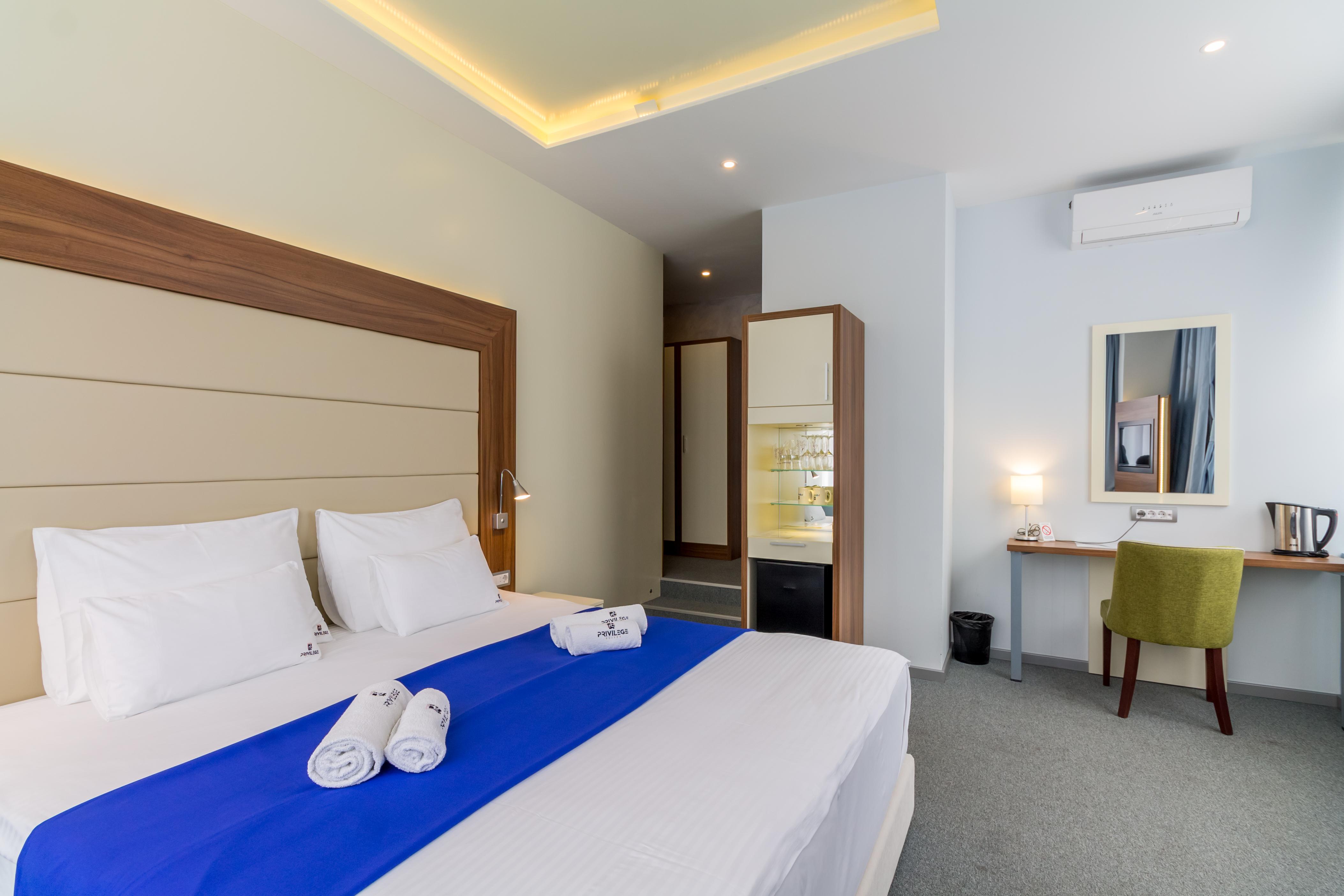 Privilege Suites By Central Park Beograd Bagian luar foto
